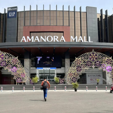 Amanora Mall